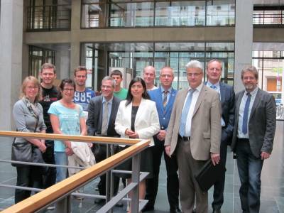 Knoerig mit Arbeitskreis Wirtschaft,
Arbeit und Verkehr der nieders�chsischen CDU-Landtagsfraktion