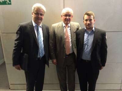 MdB Knoerig mit Praktikant Wienberg aus Syke