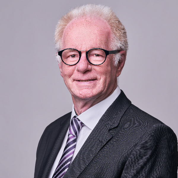  Uwe Schweers